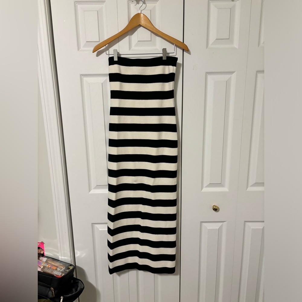 A&F Strapless Midi Sweater Dress NEVER WORN - Picture 6 of 10